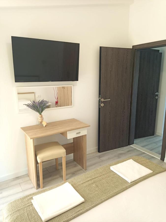Apartman Lux มาคาร์สกา ภายนอก รูปภาพ