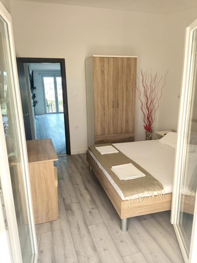 Apartman Lux มาคาร์สกา ภายนอก รูปภาพ