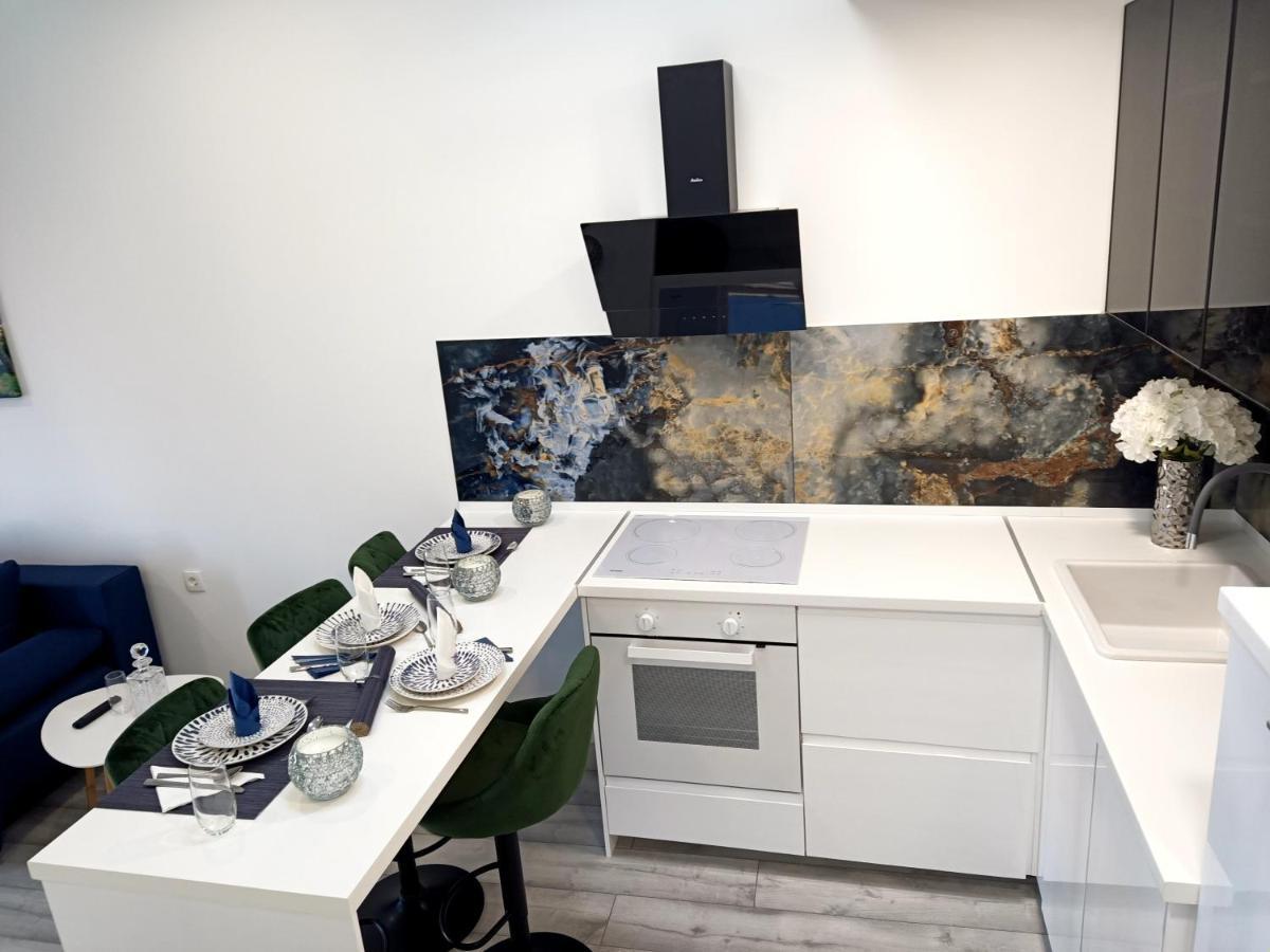 Apartman Lux มาคาร์สกา ภายนอก รูปภาพ
