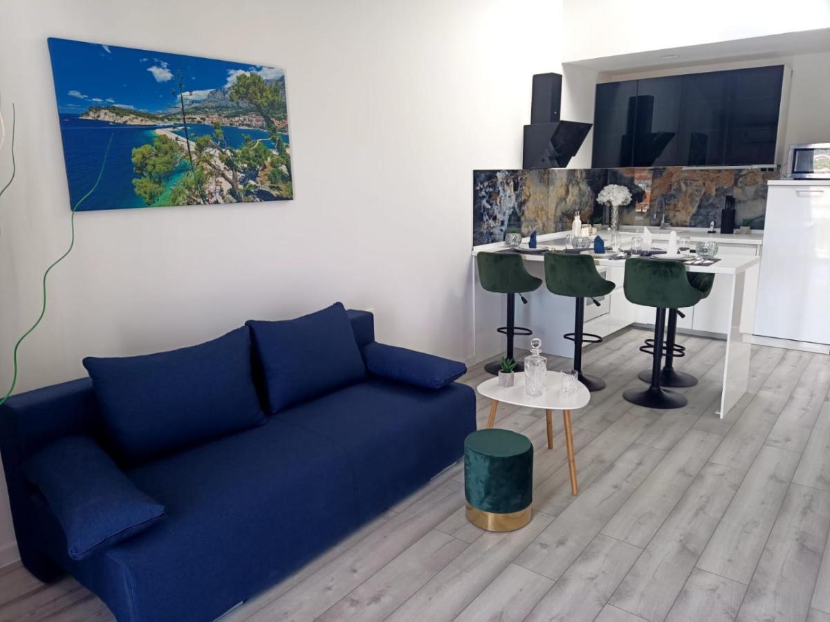 Apartman Lux มาคาร์สกา ภายนอก รูปภาพ